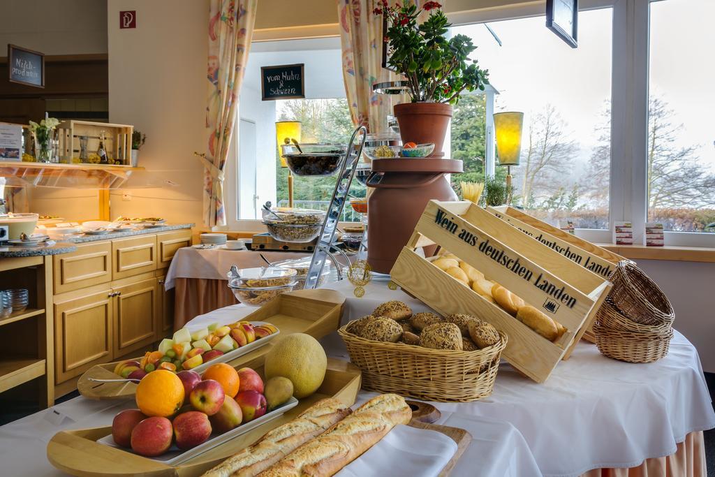 Seehotel Luisenhof Falkenhagen  Екстер'єр фото
