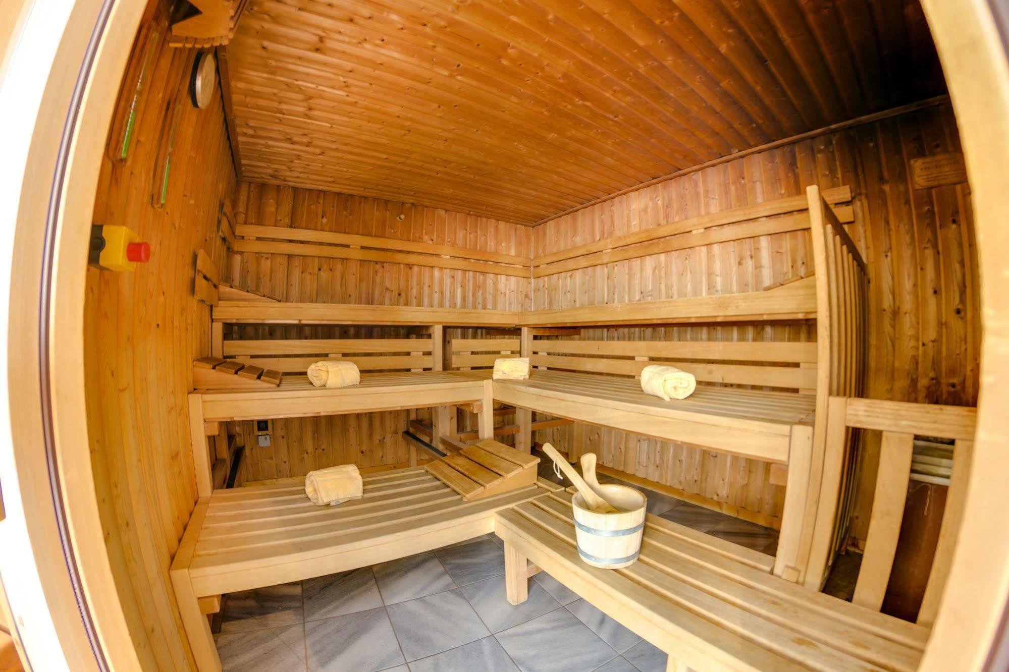 Seehotel Luisenhof Falkenhagen  Екстер'єр фото