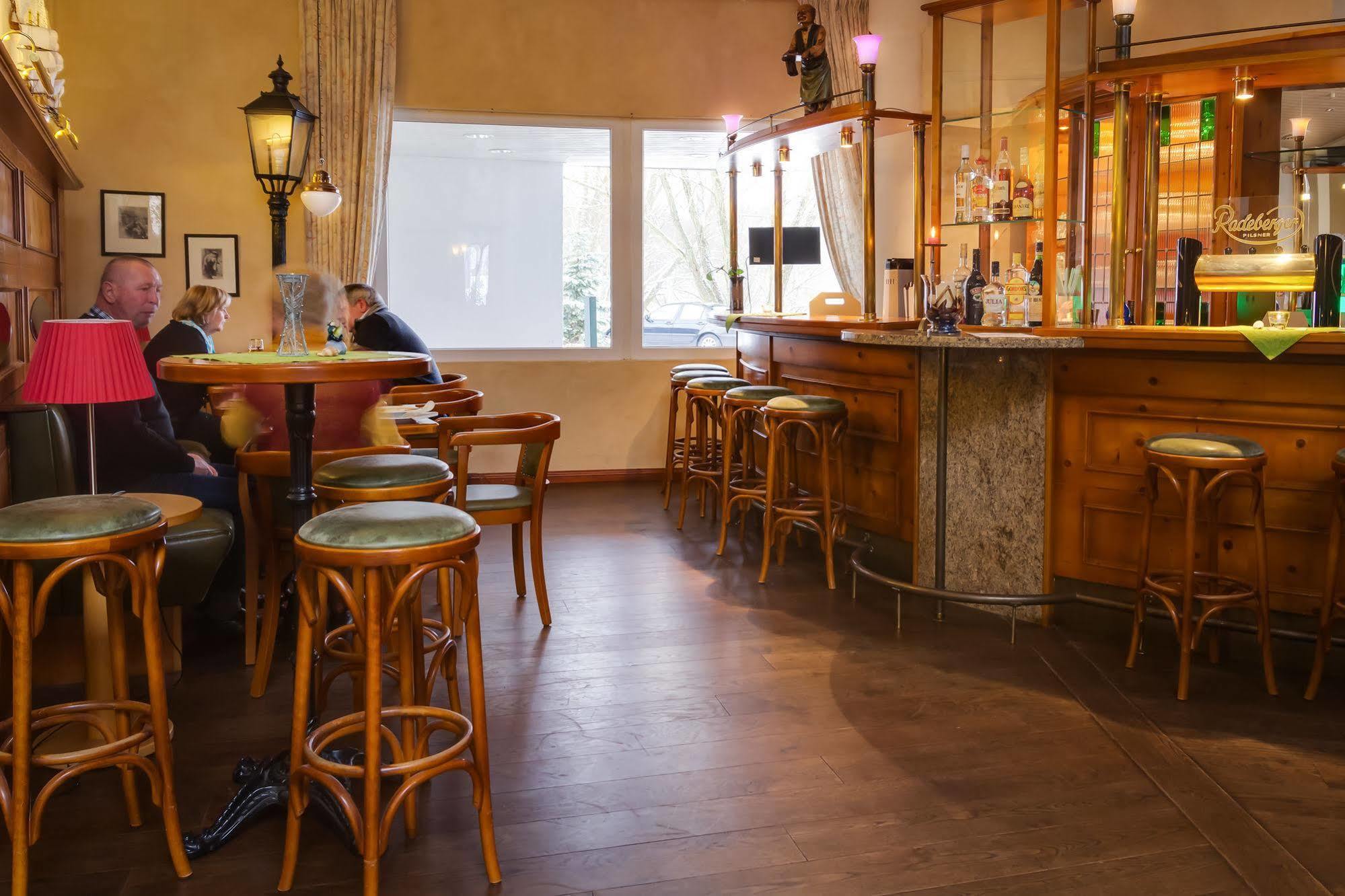 Seehotel Luisenhof Falkenhagen  Екстер'єр фото