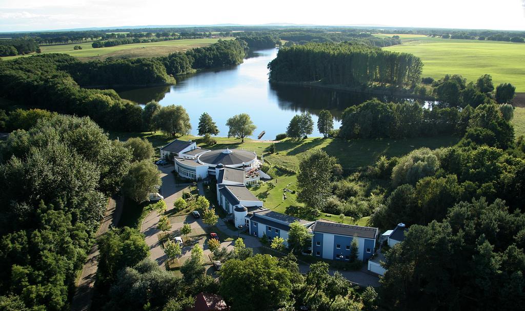 Seehotel Luisenhof Falkenhagen  Екстер'єр фото