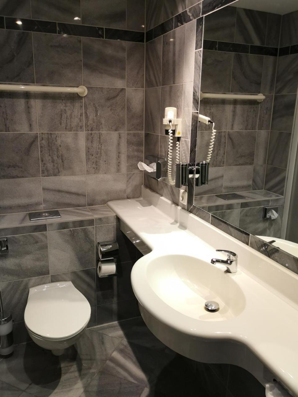 Seehotel Luisenhof Falkenhagen  Екстер'єр фото